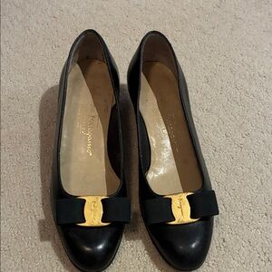 Salvatore Ferragamo Black Heels with Gold Bow Accent👝